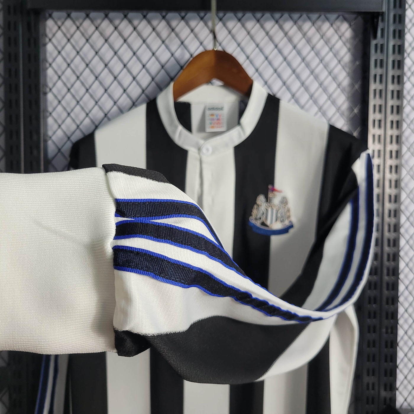 Camisa Newcastle United Retrô Manga Longa 1997