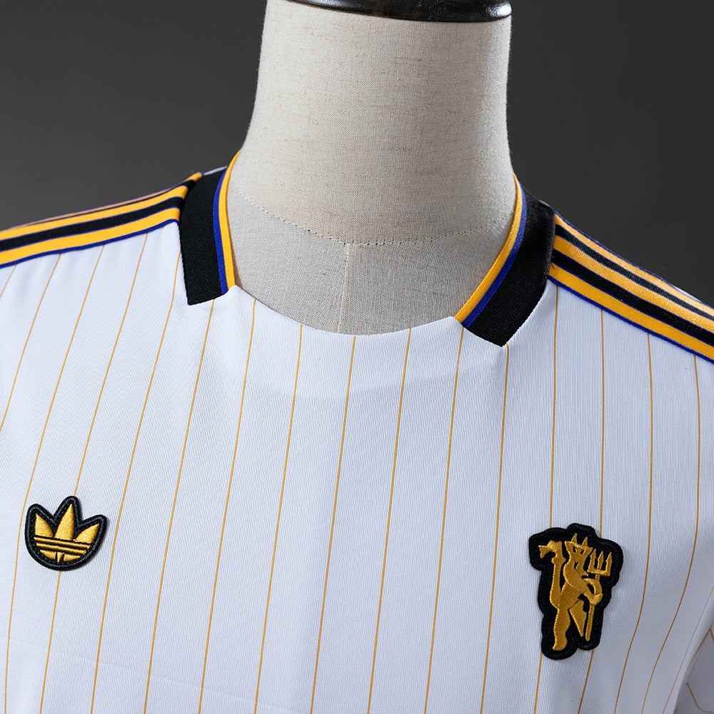 Camisa Manchester United Retrô 25/26