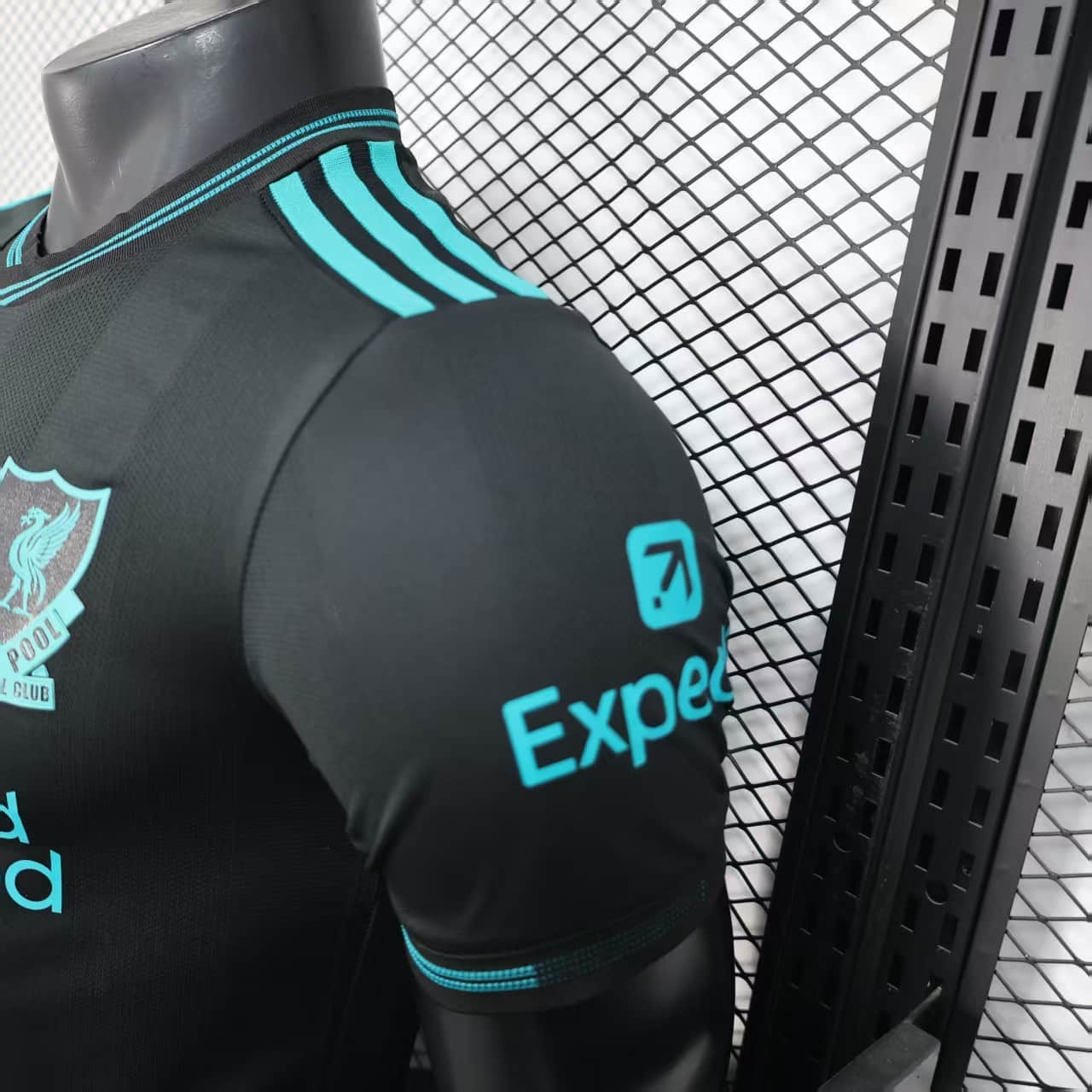 Camisa Liverpool Treino Kit Jogador 25/26