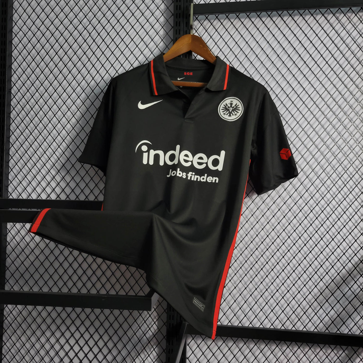 Camisa Eintracht Frankfurt Home 21/22