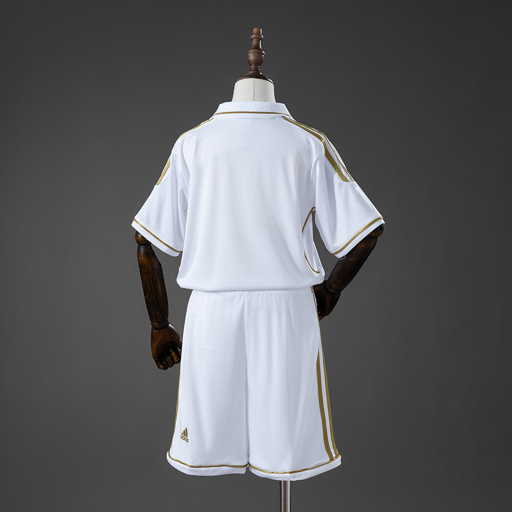 Kit Infantil Real Madrid 11/12