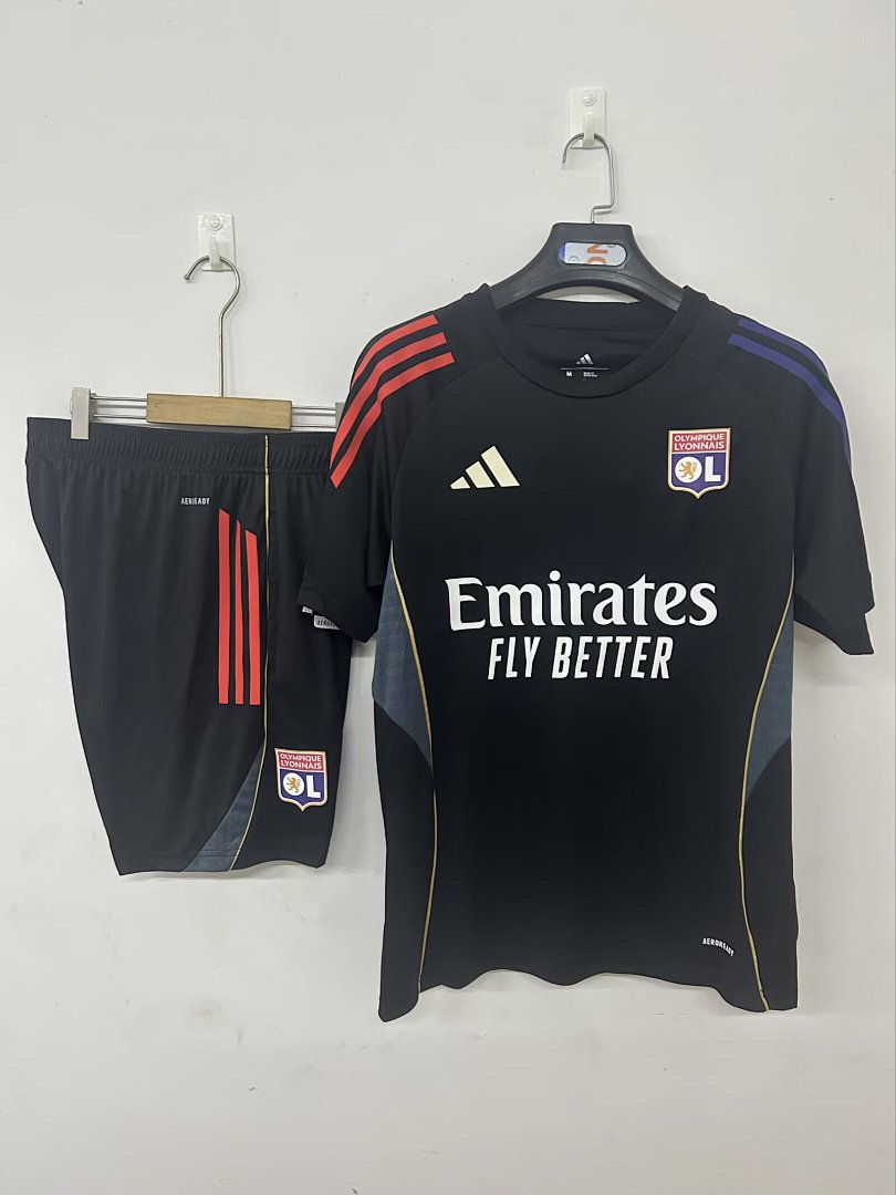 Camisa Olympique Lyon Treino Preta 25/26