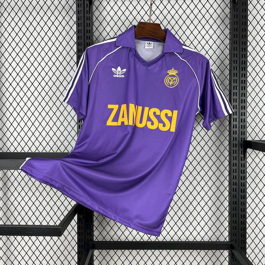 Camisa Real Madrid Retrô Third