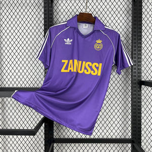 Camisa Real Madrid Retrô Third