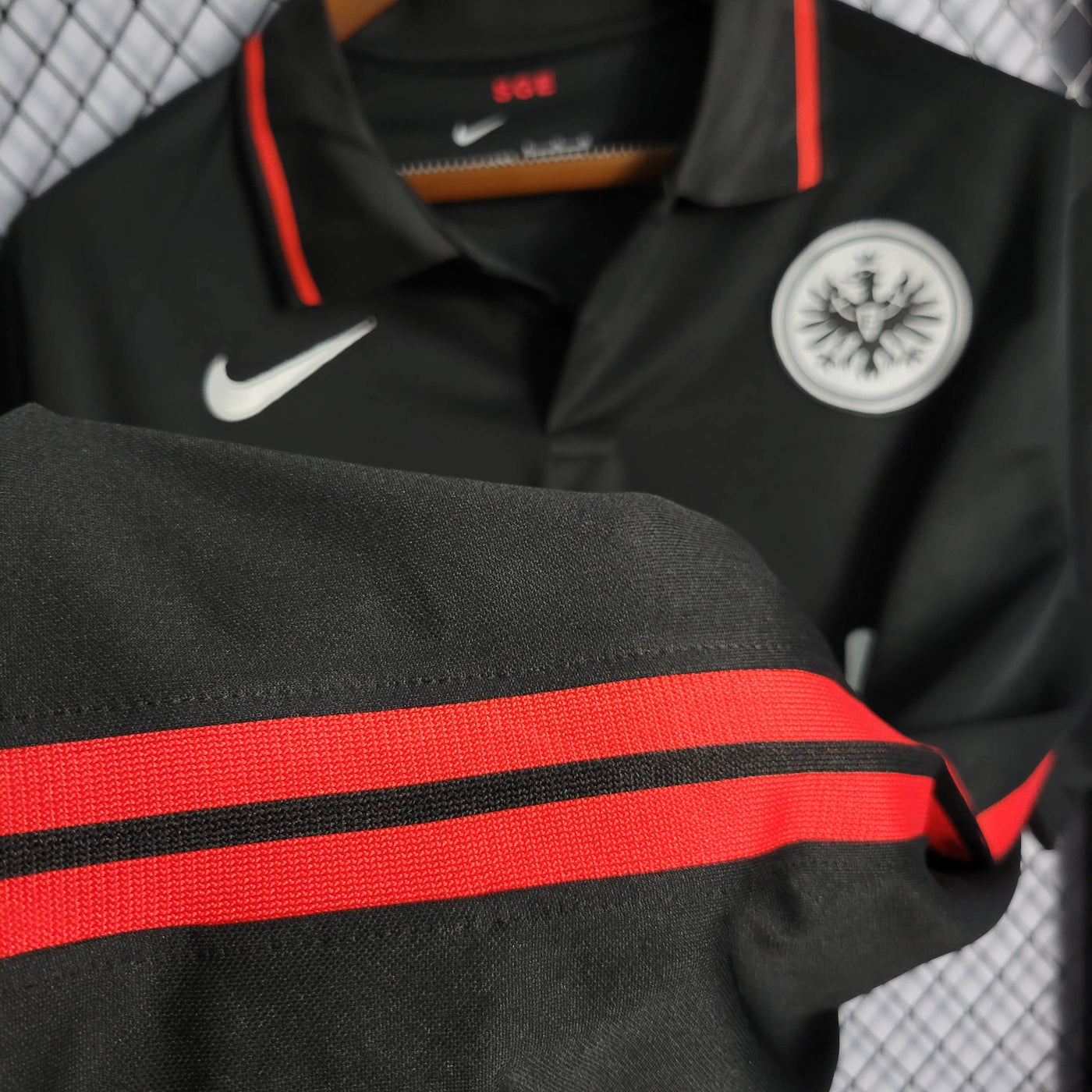 Camisa Eintracht Frankfurt Home 21/22