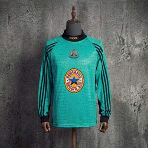 Camisa Newcastle United Retrô Manga Longa 97/98