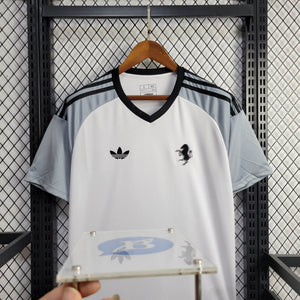 Camisa Juventus Modelo Especial 24/25