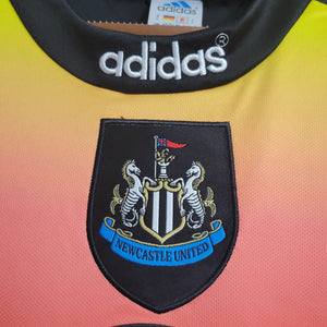 Camisa Newcastle United Retrô Manga Longa 96/97