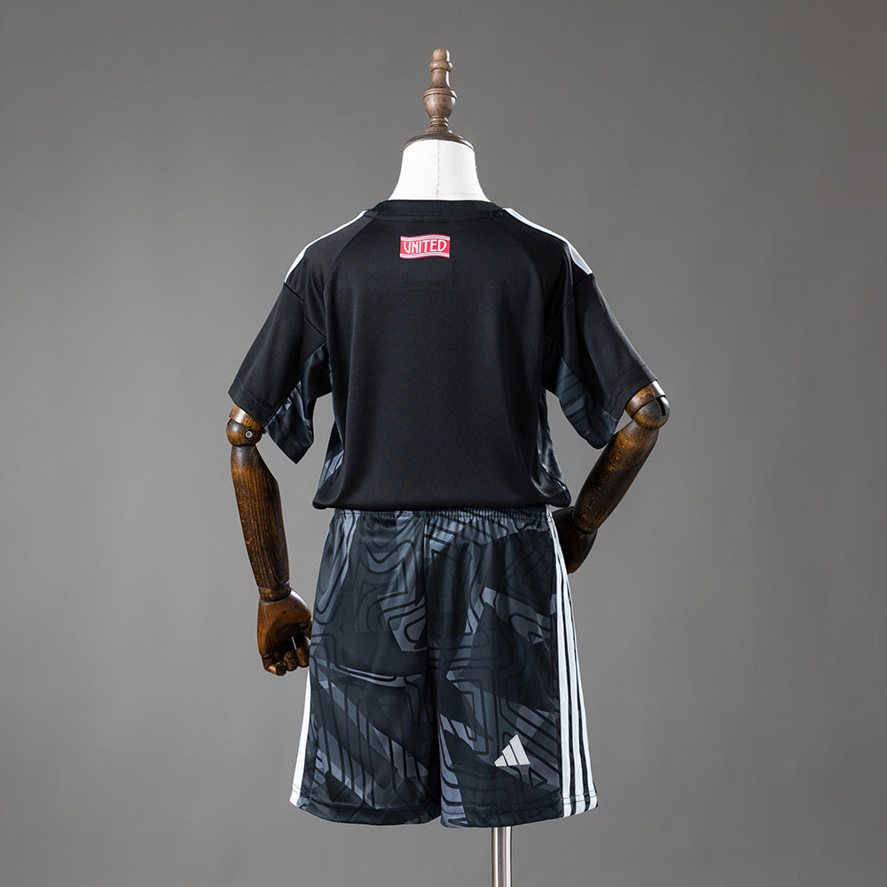Kit Infantil Manchester United Goleiro 26/27