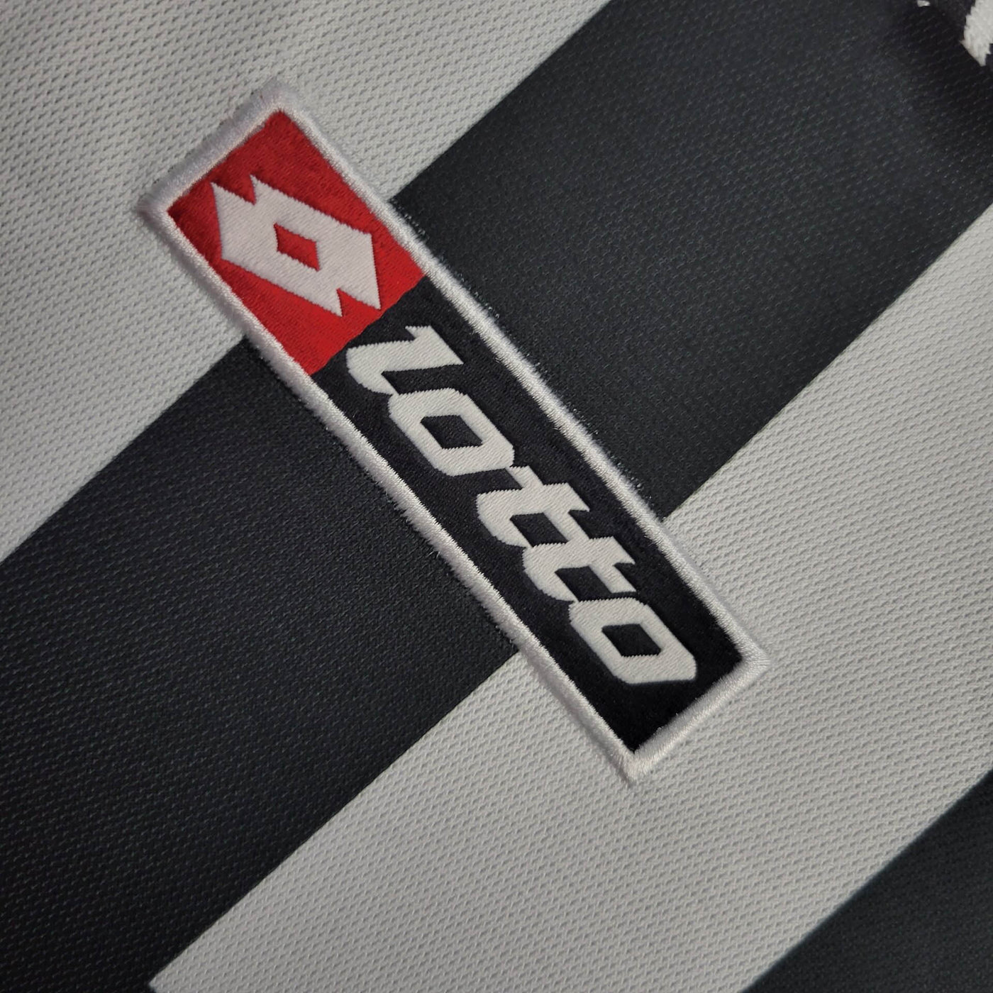 Camisa Juventus Retrô 01/02