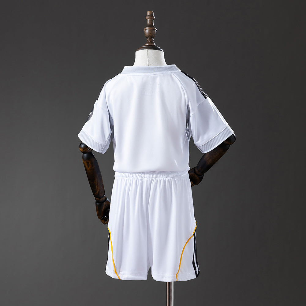 Kit Infantil Real Madrid 25/26