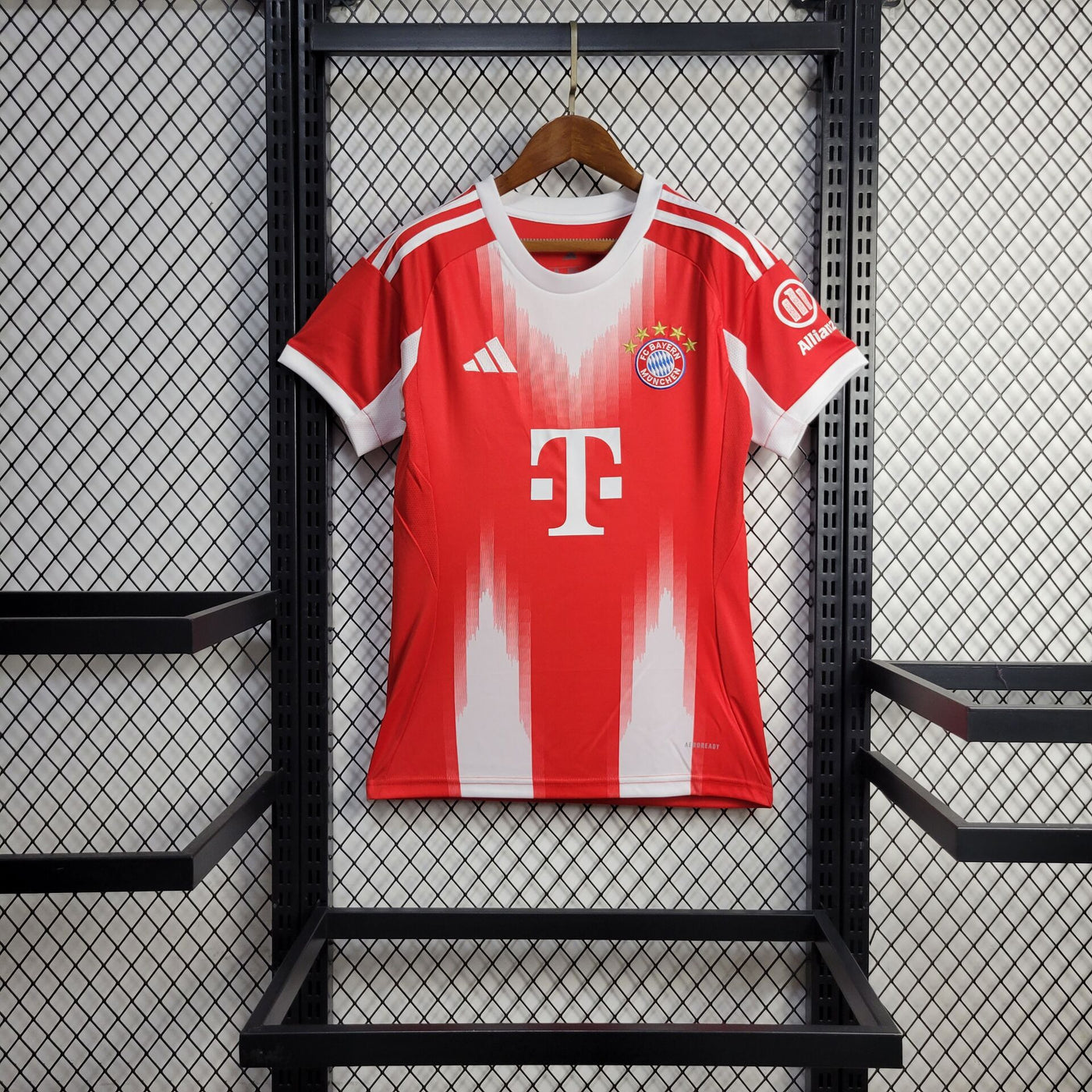 Camisa Bayern Munich Home 25/26 Feminina