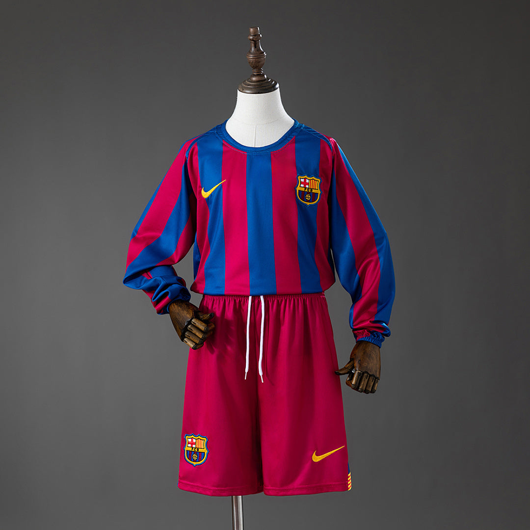 Kit Infantil Barcelona Manga Longa 05/06