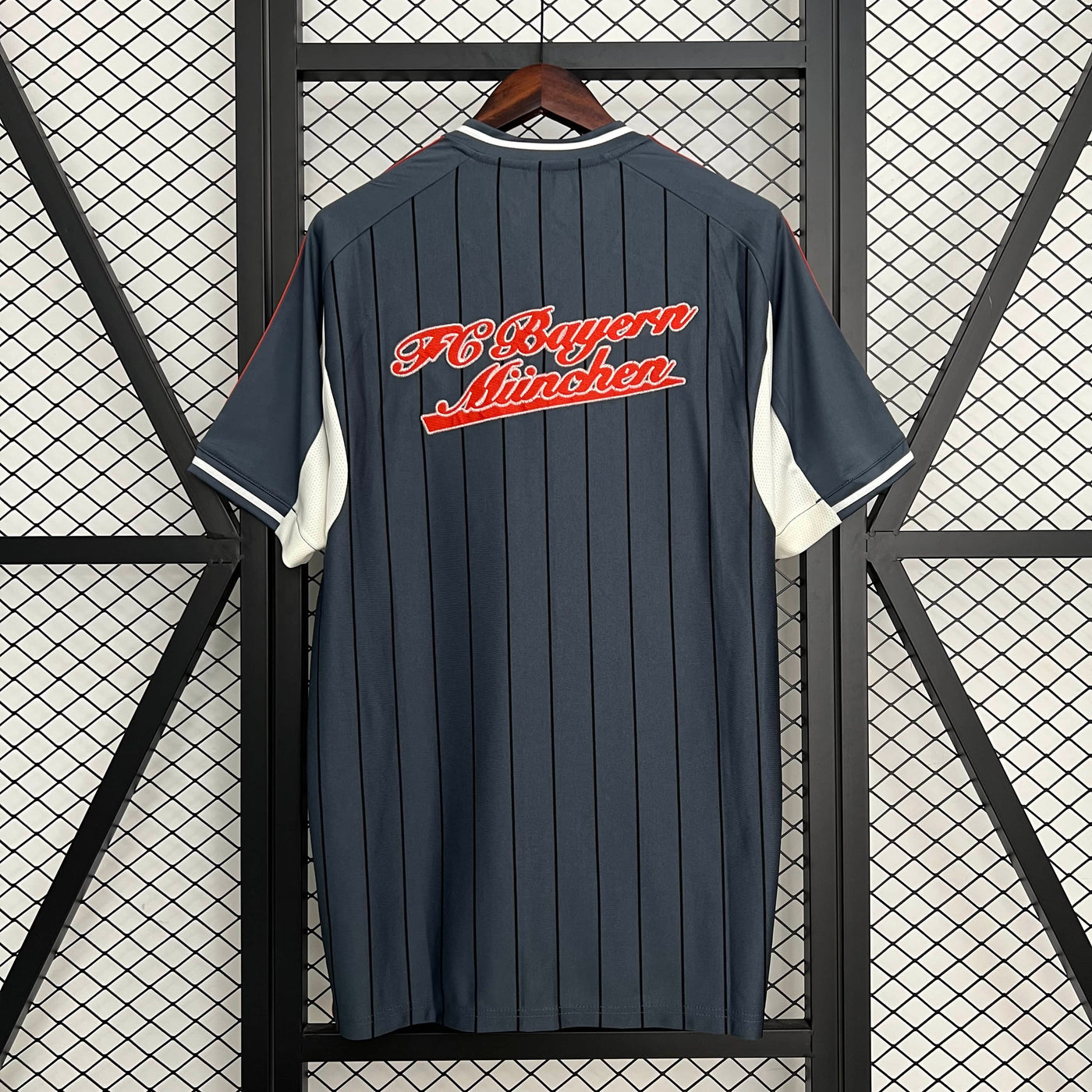 Camisa Bayern Munich Baseball Modelo Especial 25/26
