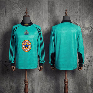 Camisa Newcastle United Retrô Manga Longa 97/98
