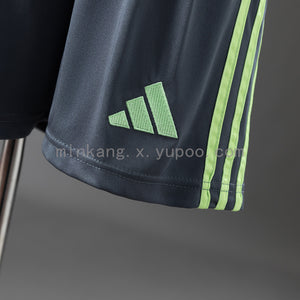 Kit Infantil Manchester United 25/26
