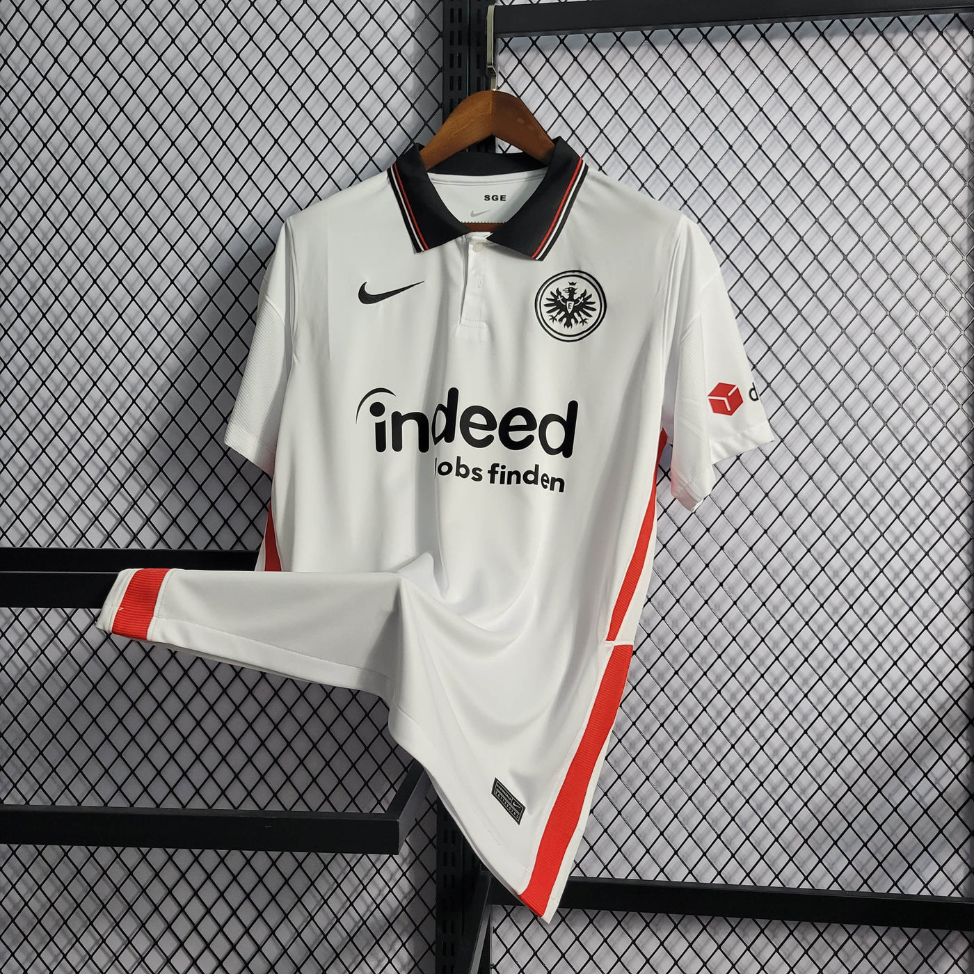 Camisa Eintracht Frankfurt Away Branca 21/22