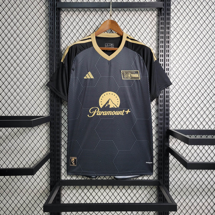 Camisa Union Berlin Modelo Especial 23/24
