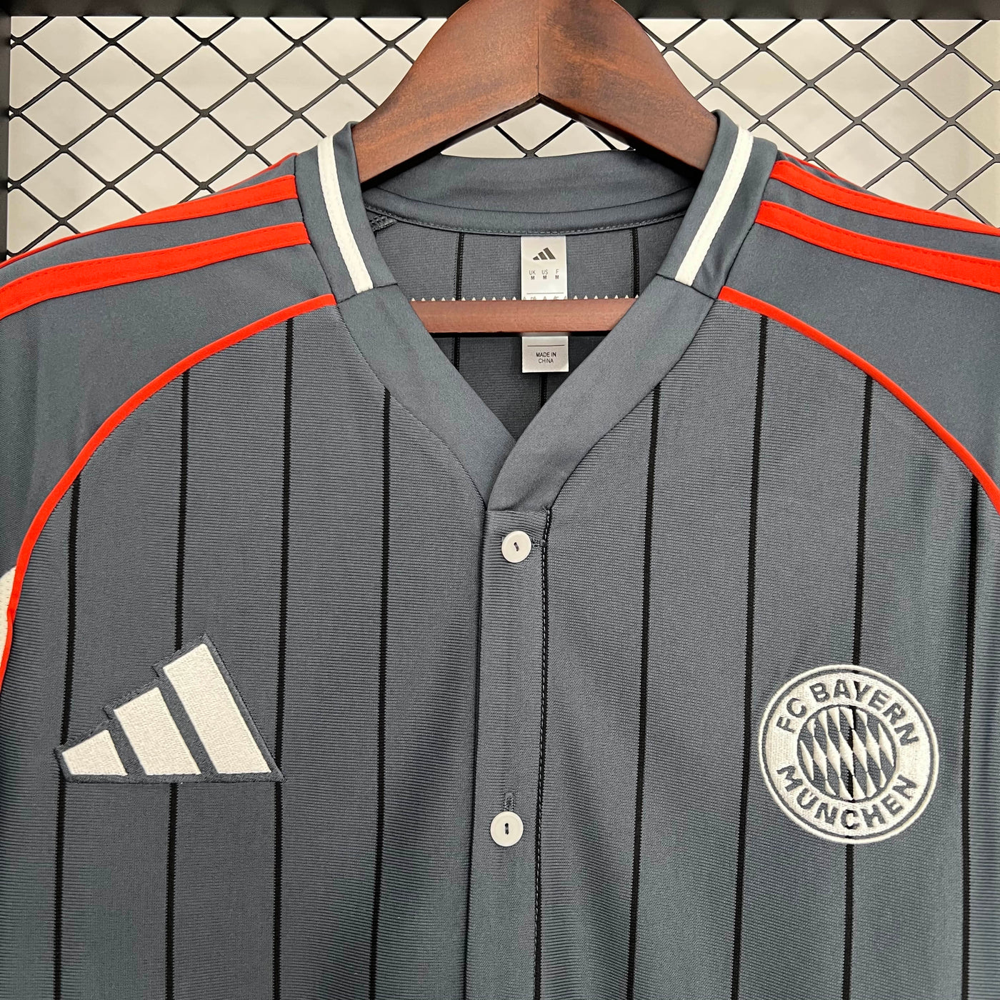 Camisa Bayern Munich Baseball Modelo Especial 25/26