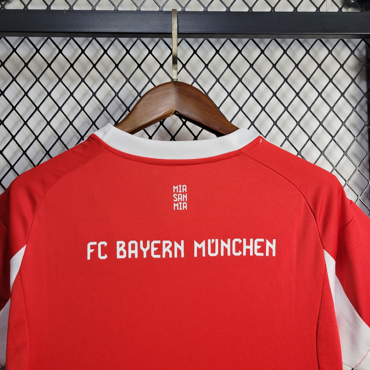 Camisa Bayern Munich Home 25/26 Feminina