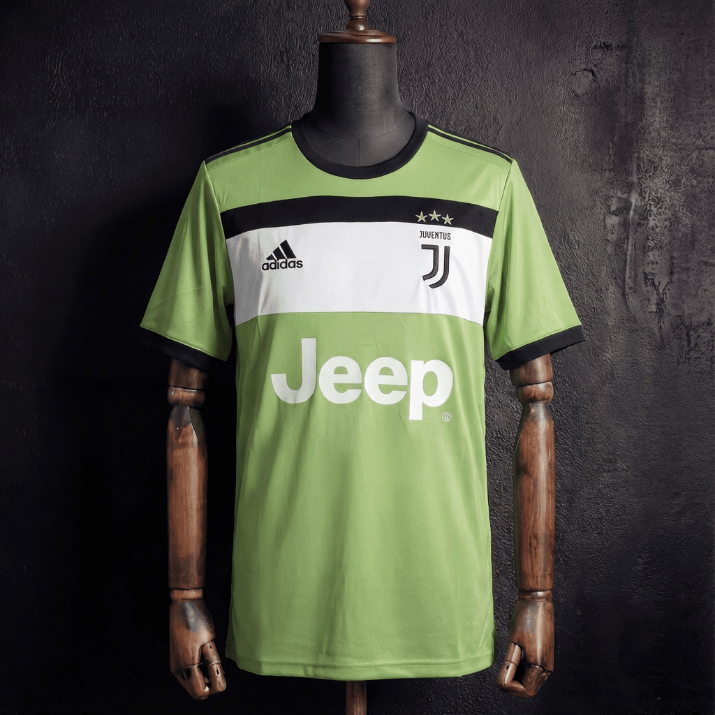 Camisa Juventus Retrô 17/18