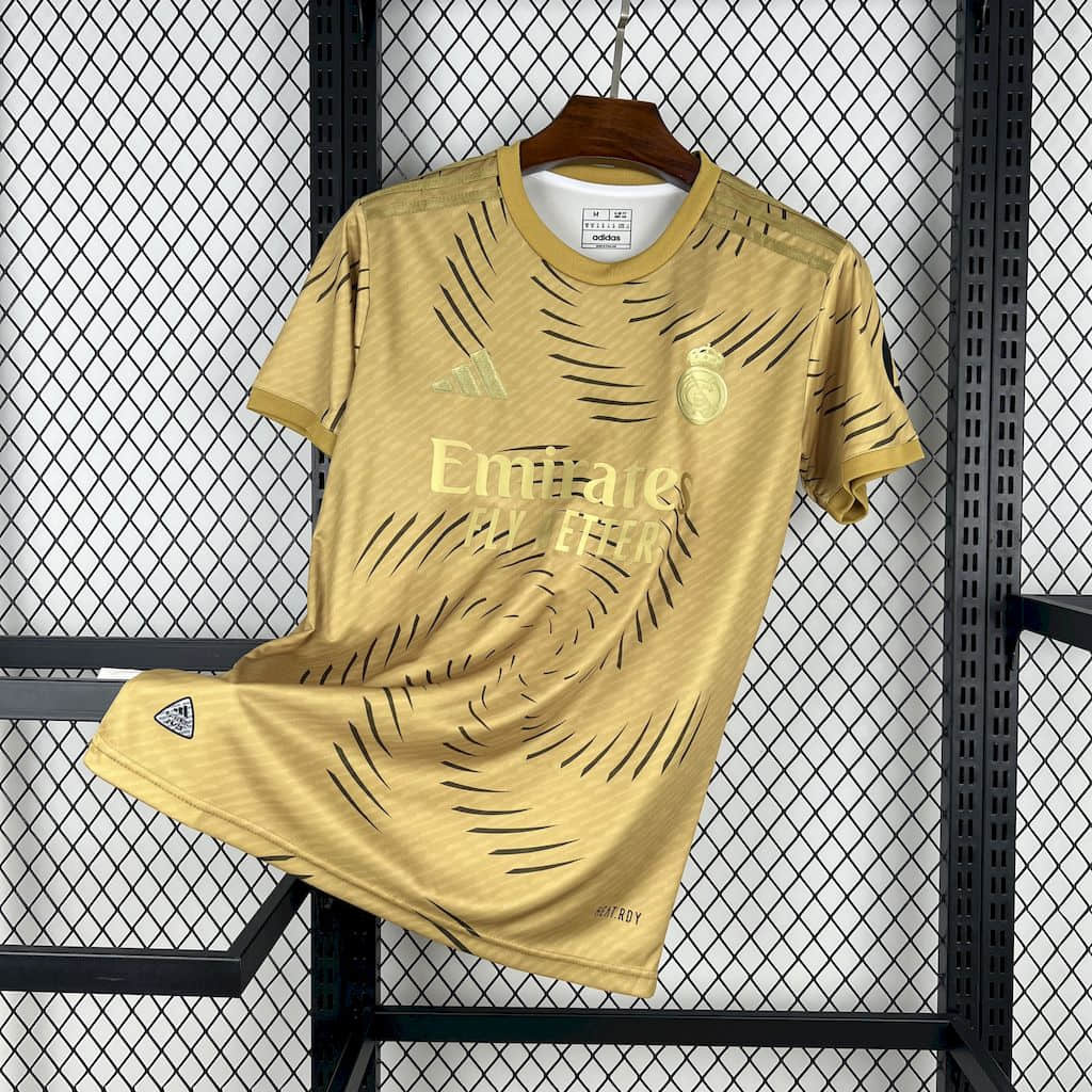 Camisa Real Madrid Treino Dourada 25/26