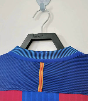 Camisa Barcelona Retrô Manga Longa 16/17