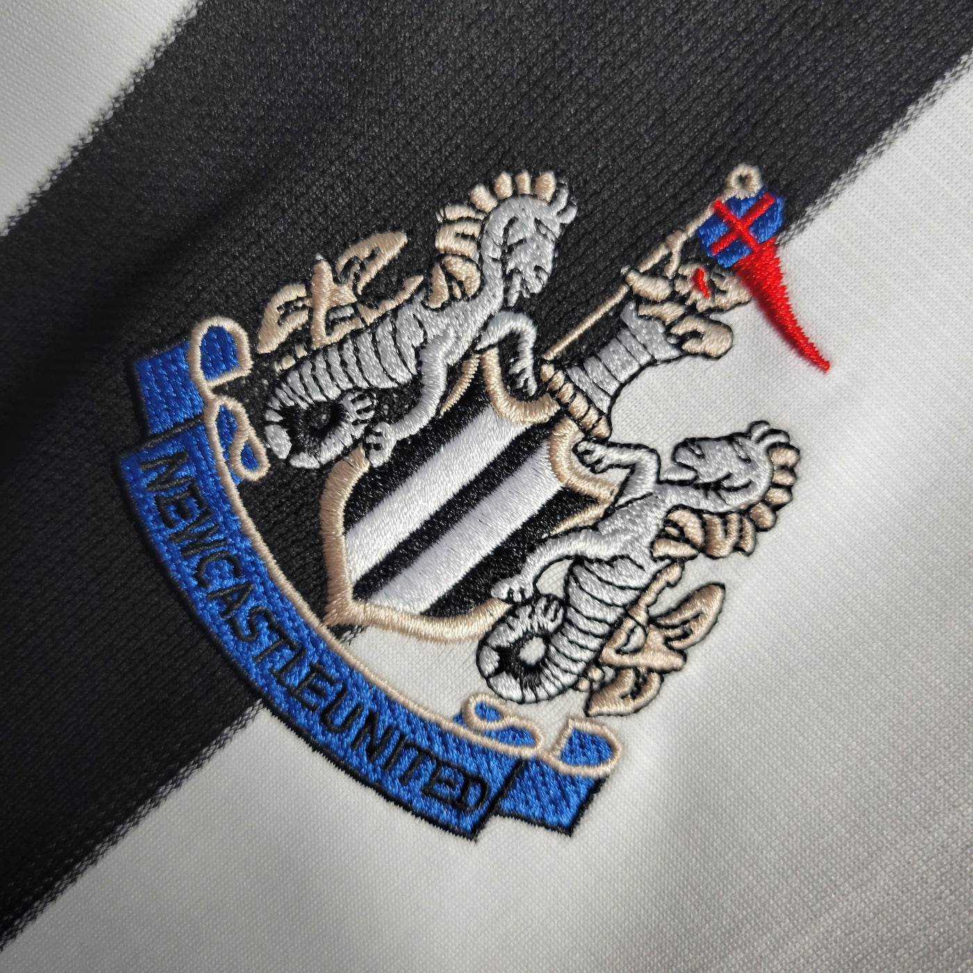 Camisa Newcastle United Retrô Manga Longa 1997