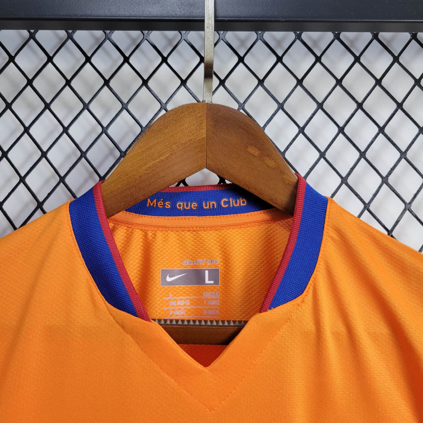 Camisa Barcelona Retrô 06/07