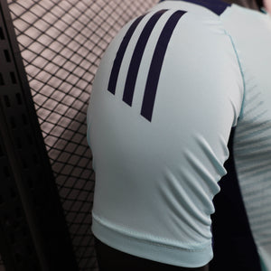 Camisa Arsenal Pré-jogo Pré-jogo Jogador 24/25