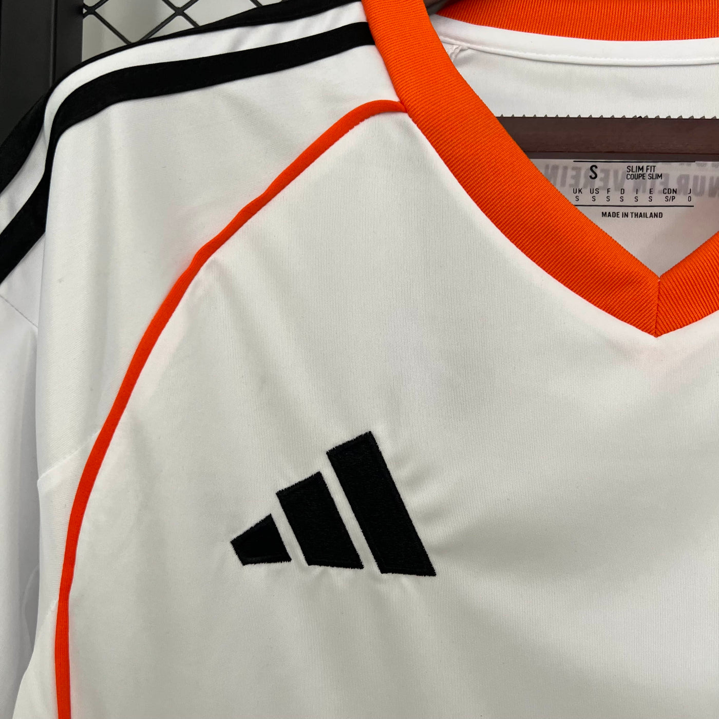 Camisa Eintracht Frankfurt Home 25/26