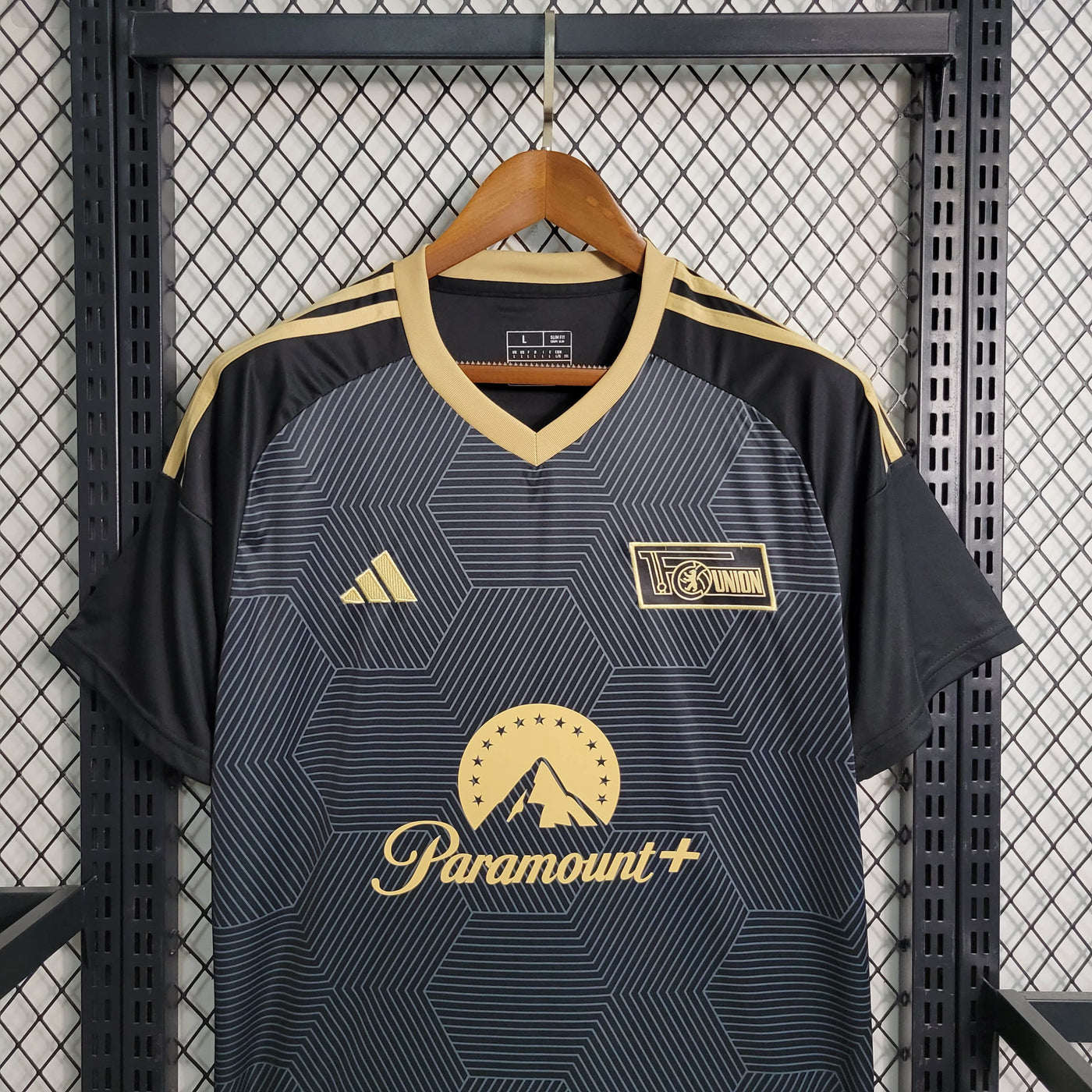 Camisa Union Berlin Modelo Especial 23/24