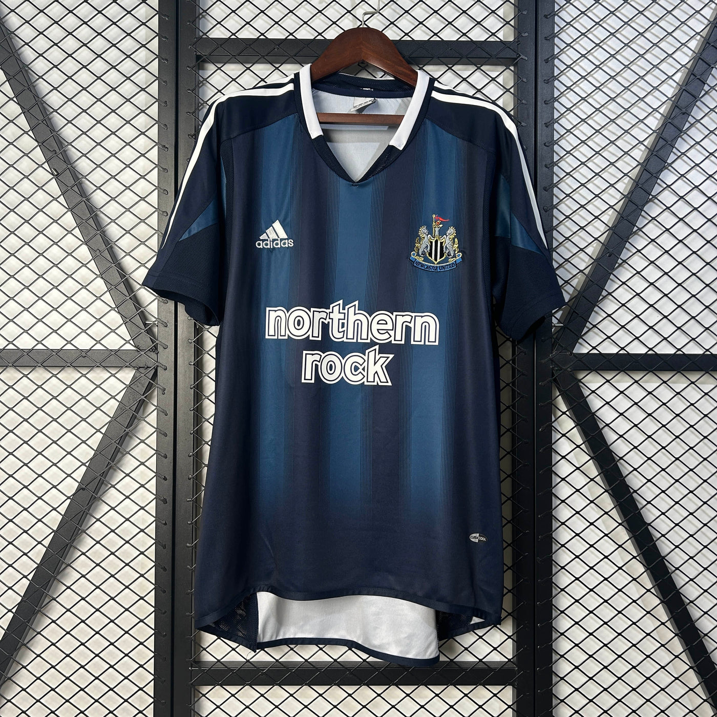 Camisa Newcastle United Retrô 05/06