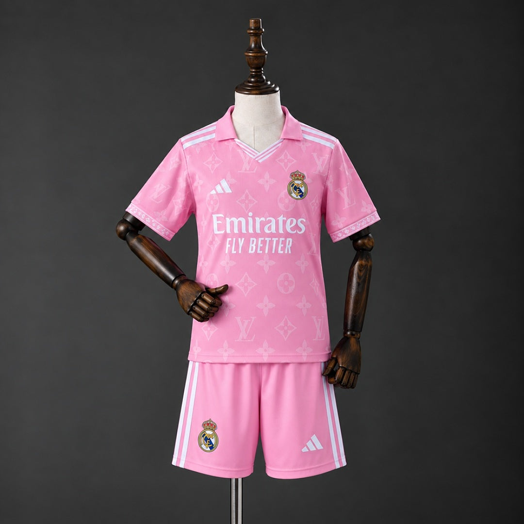 Kit Infantil Real Madrid Rosa 26/27