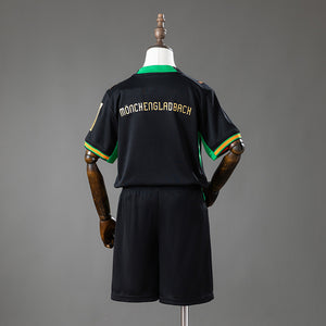 Kit Infantil Borussia Monchengladbach 26/27