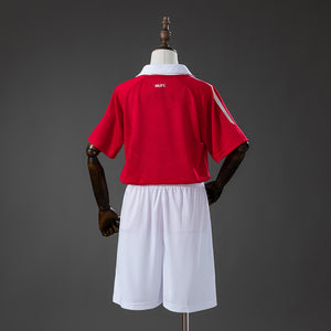 Kit Infantil Manchester United 10/11