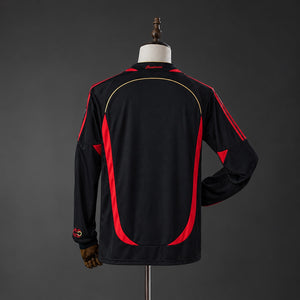 Camisa AC Milan Retrô Manga Longa 2006