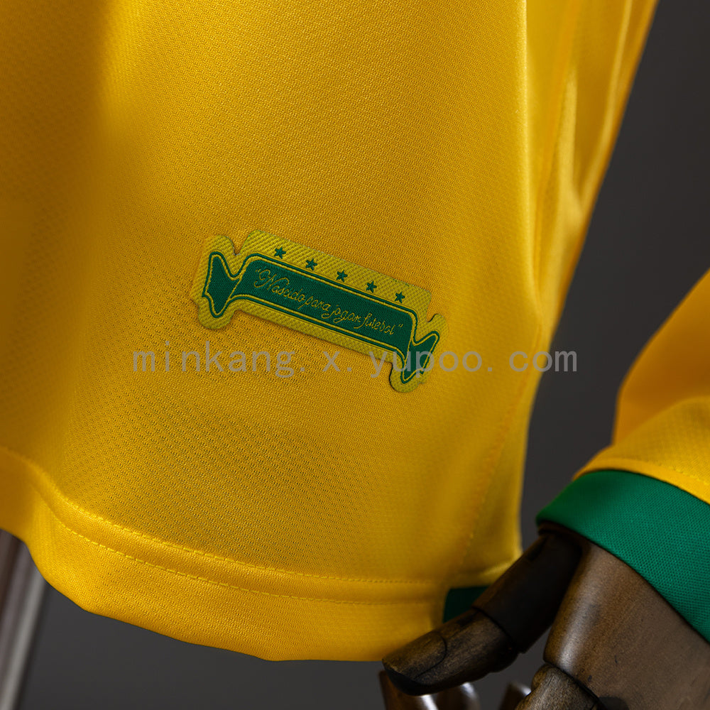 Camisa Brasil Retrô Manga Longa 2006