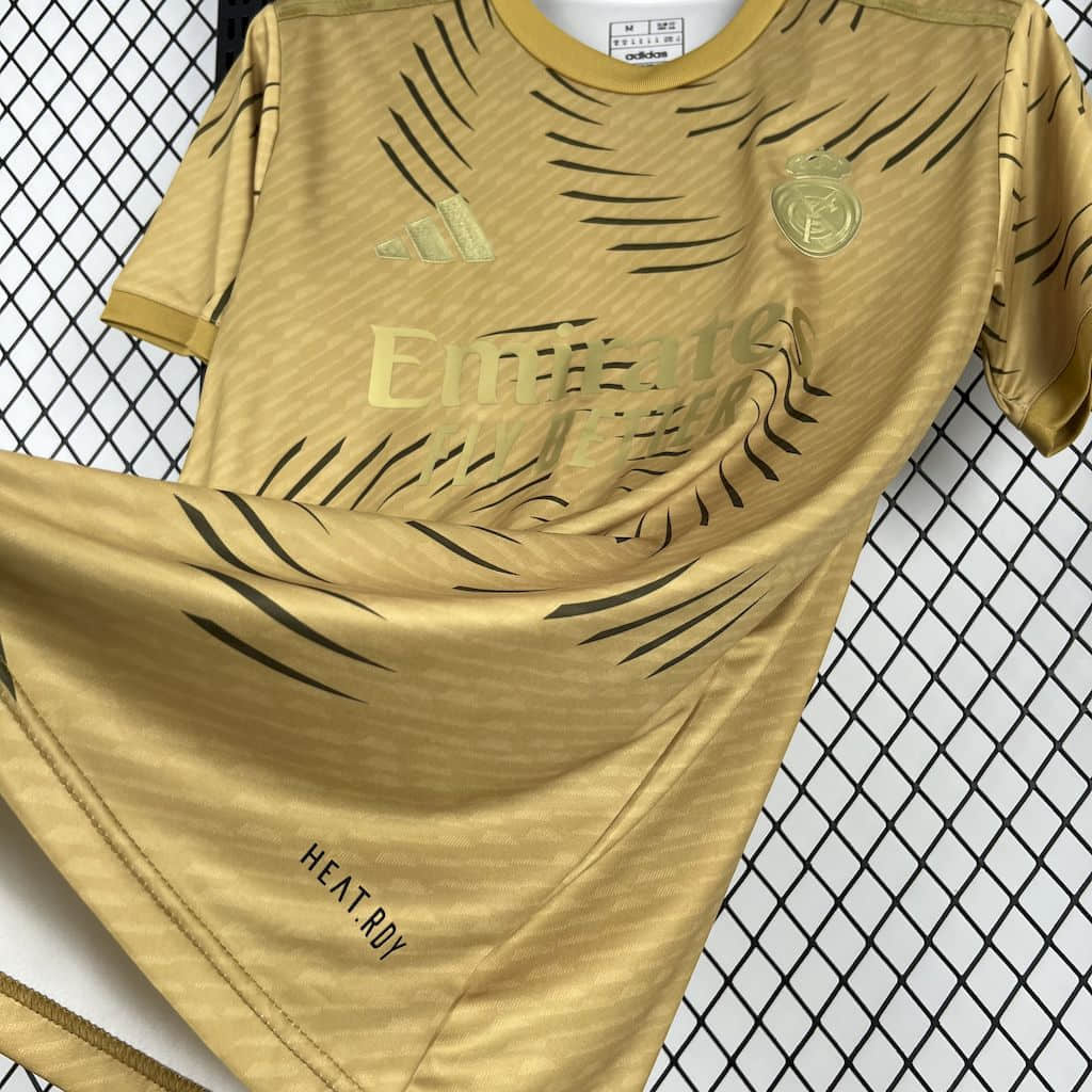 Camisa Real Madrid Treino Dourada 25/26