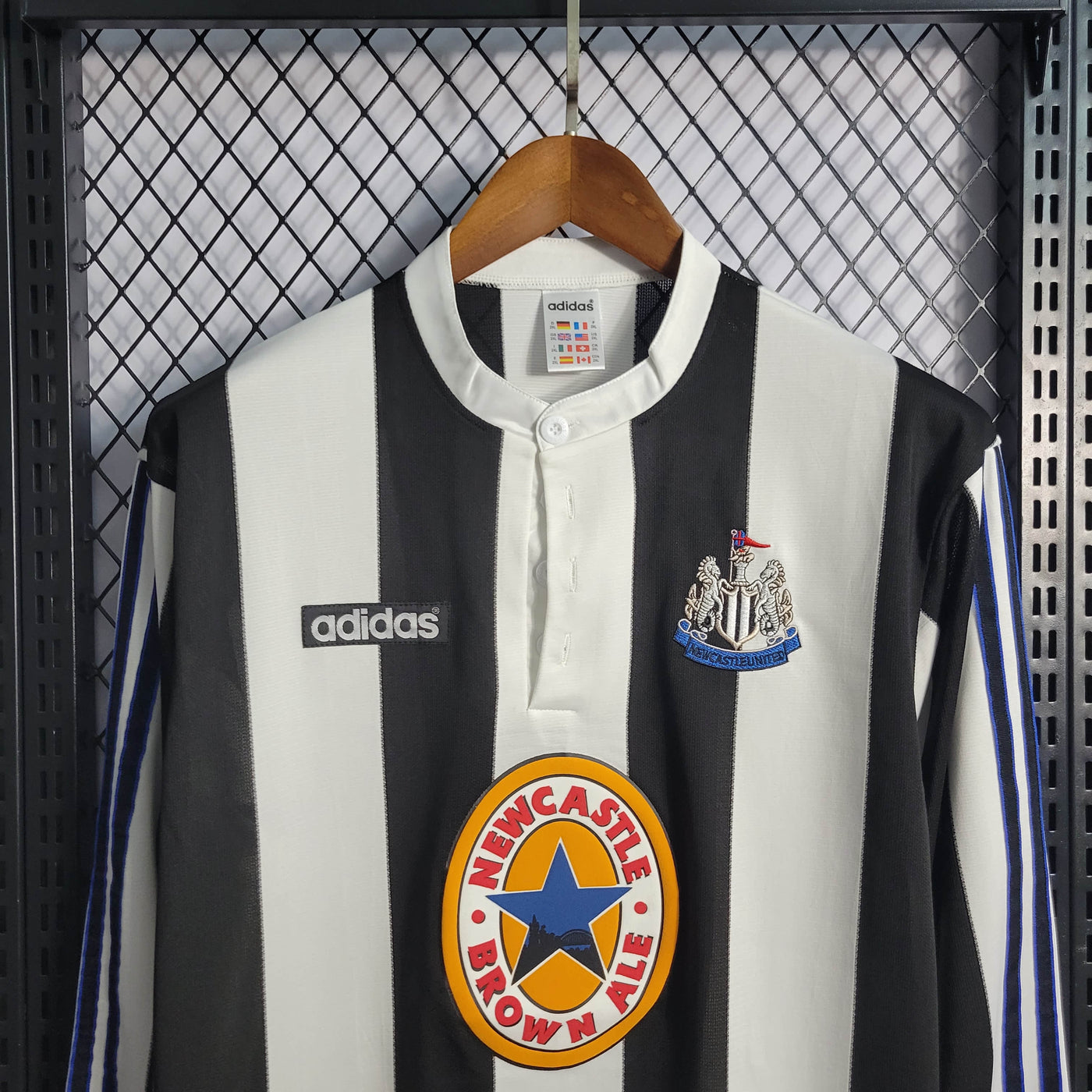 Camisa Newcastle United Retrô Manga Longa 1997