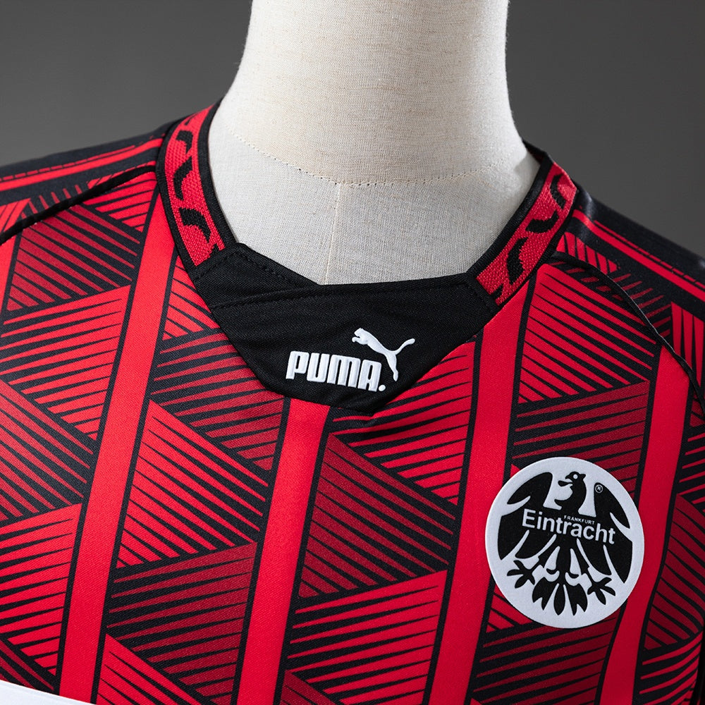 Camisa Eintracht Frankfurt Retrô Manga Longa 95/96