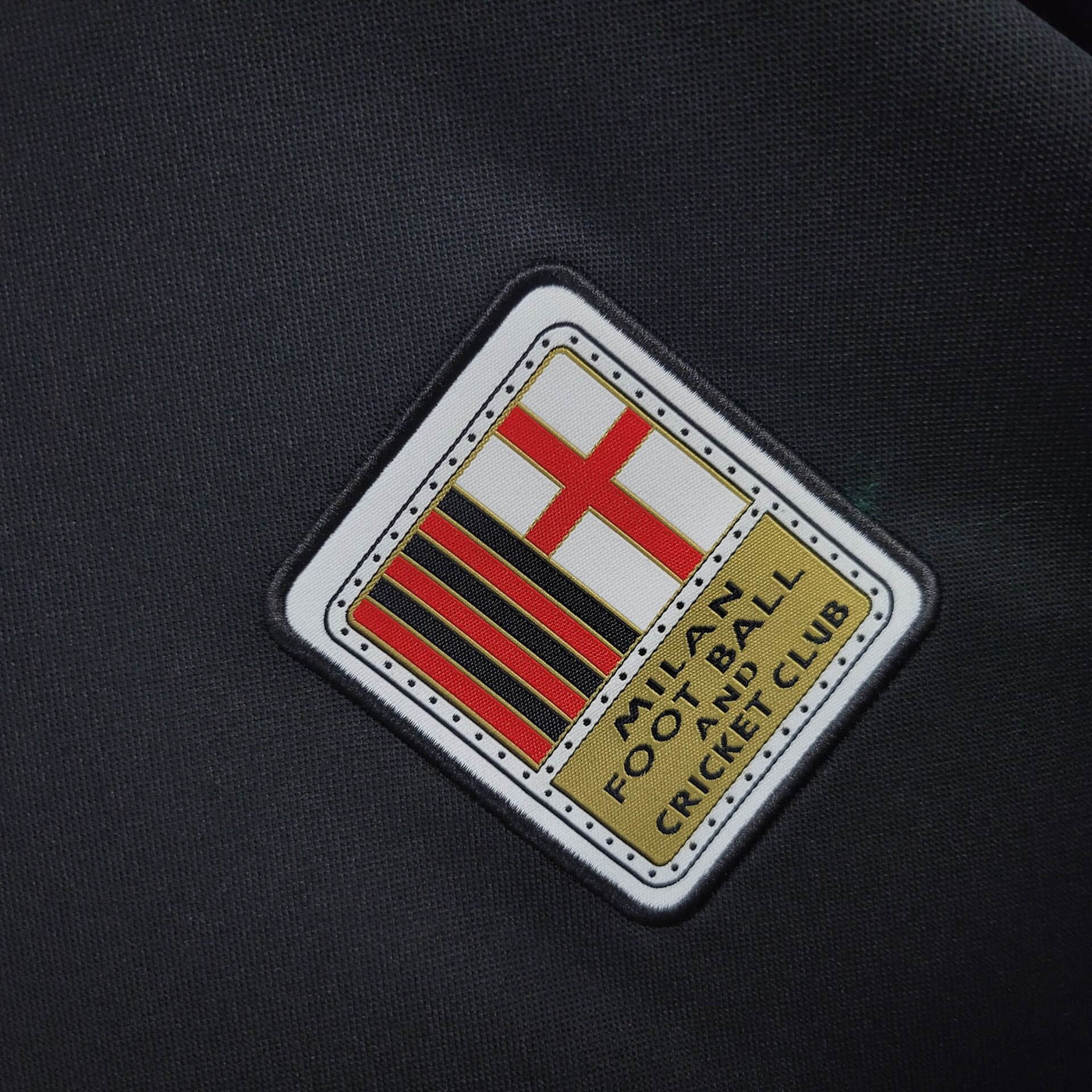Camisa AC Milan Modelo Especial 24/25