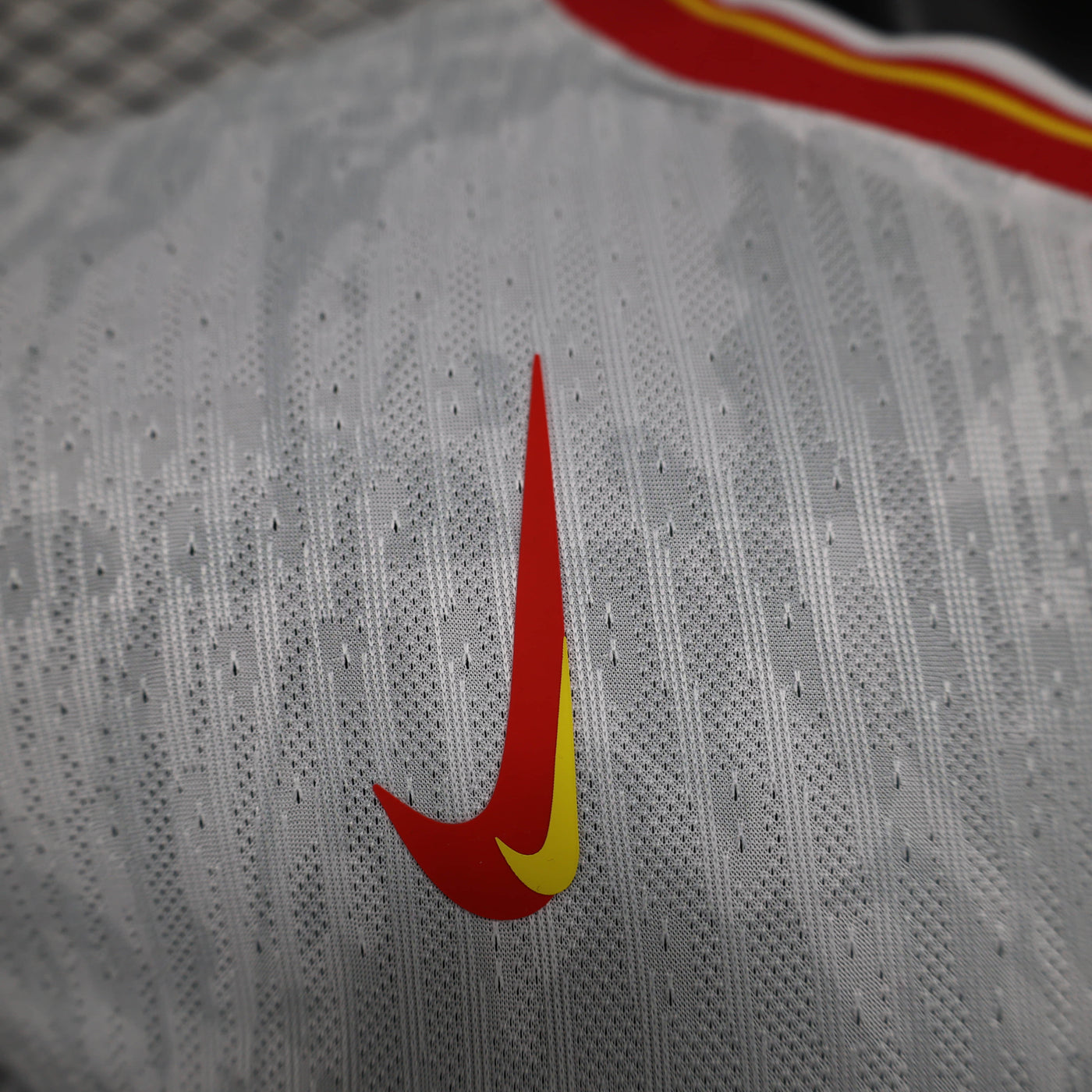 Camisa Liverpool Away Manga Longa Jogador 24/25