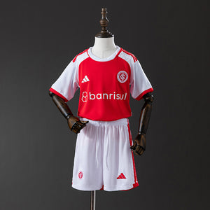 Kit Infantil Internacional 24/25