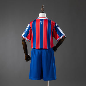 Kit Infantil Crystal Palace 25/26