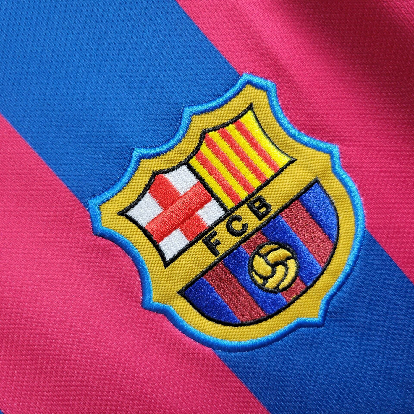 Camisa Barcelona Retrô 05/06