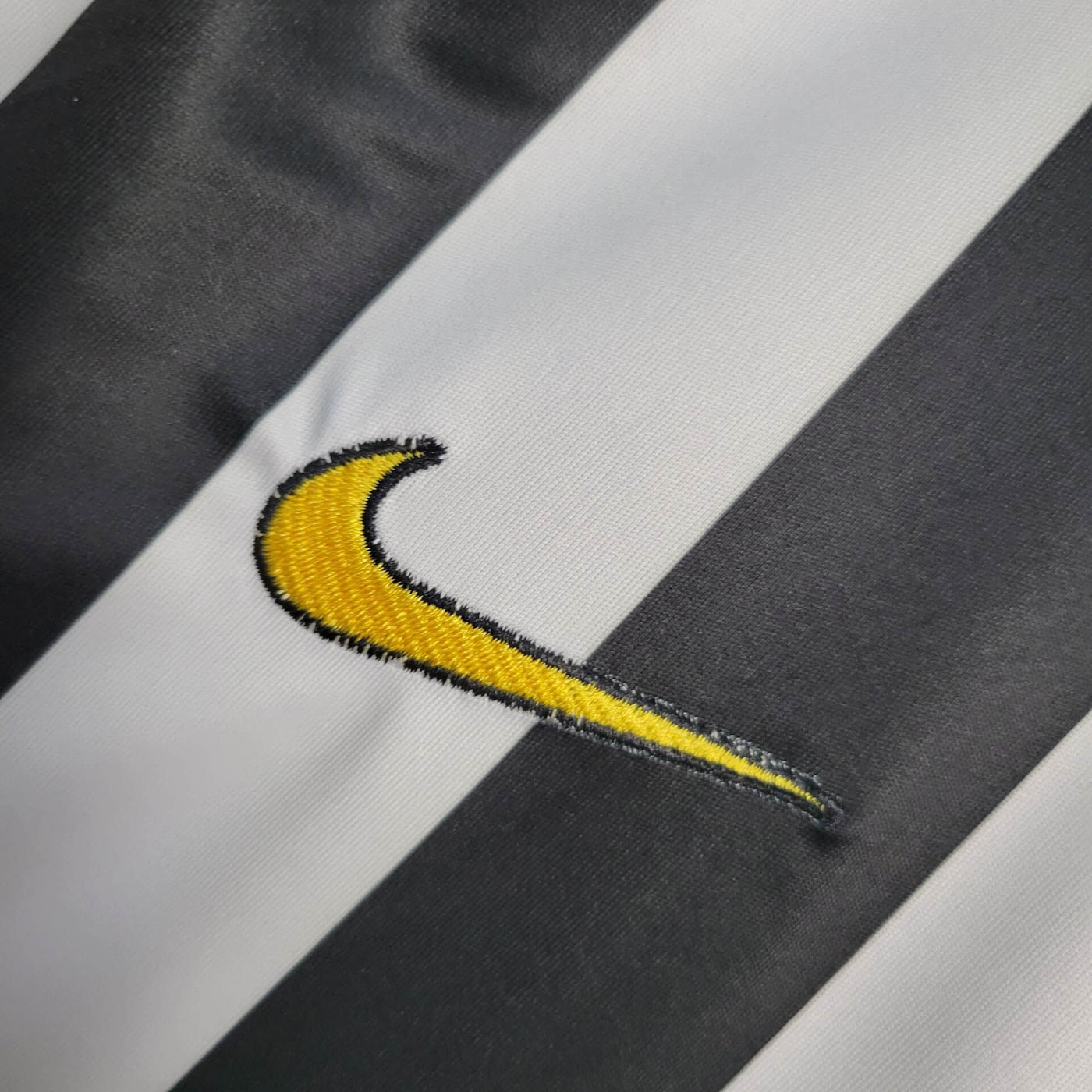 Camisa Juventus Retrô 02/23