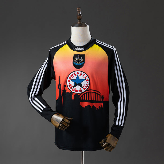 Camisa Newcastle United Retrô Manga Longa Goleiro 96/97