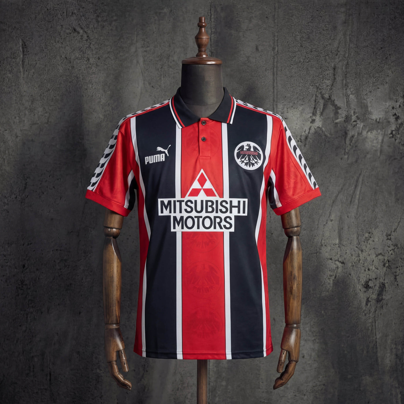 Camisa Eintracht Frankfurt Retrô 96/97