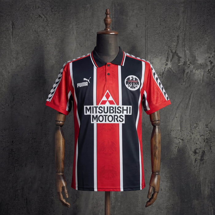 Camisa Eintracht Frankfurt Retrô 96/97